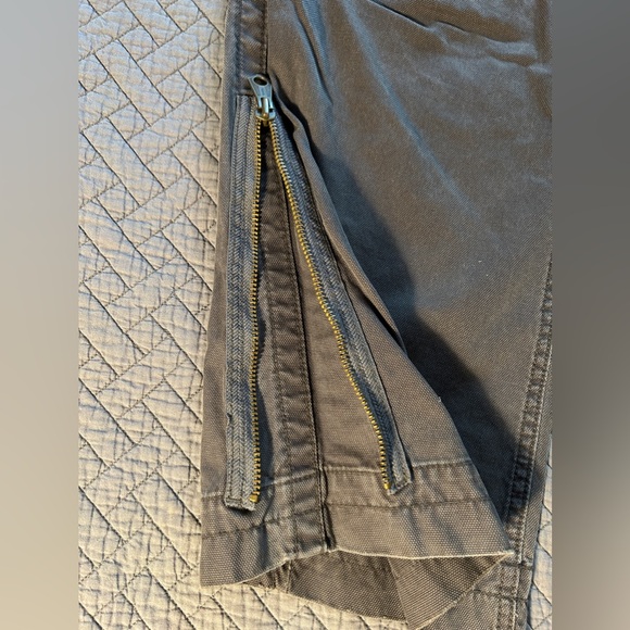 Slate Gray, older Gap Cargo pants - Picture 3 of 6
